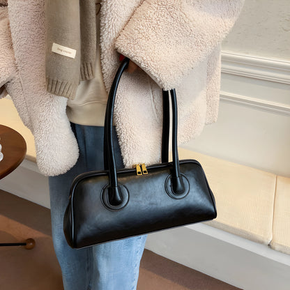 ELODIE BAGUETTE SHOULDER BAG